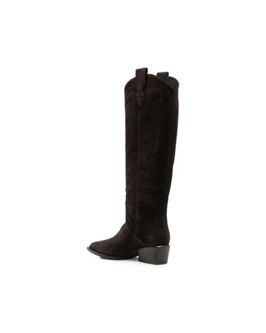 Poeve Black Pointed-Toe Pull-On Boots