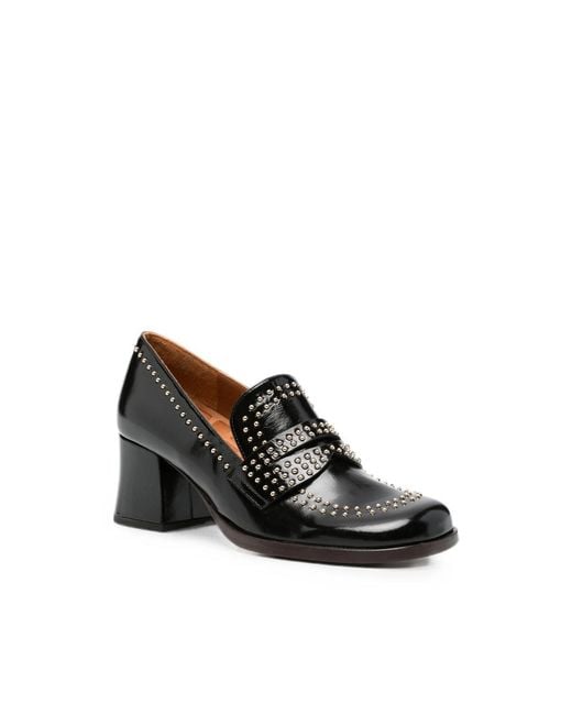 Chie Mihara Black Mocassins En Cuir À Détails De Clous