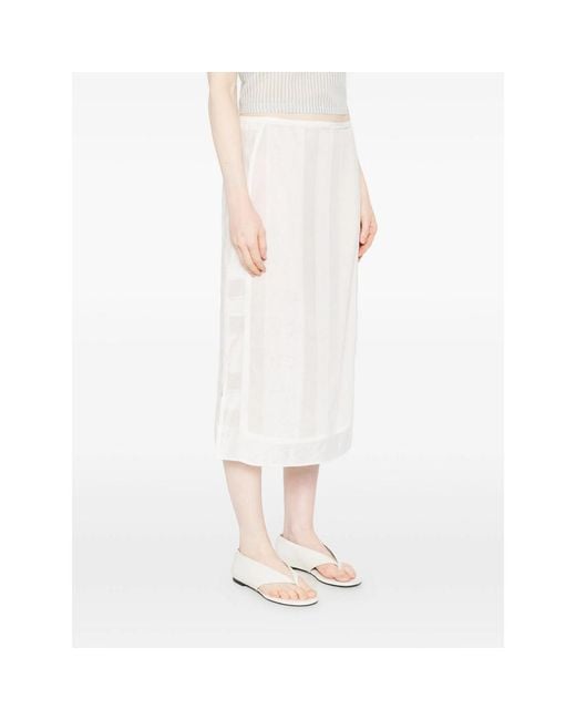 Low Classic White Layered Midi Skirt