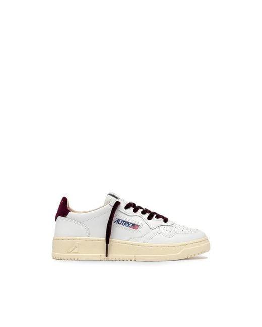 Autry Natural Medalist Low-Top Sneakers