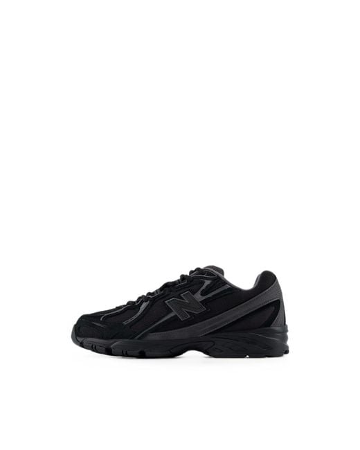 New Balance Blue 740 Shoes for men