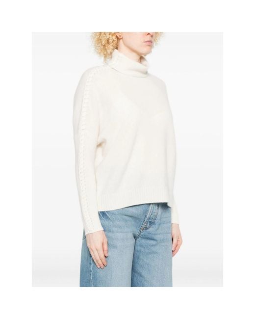 Kujten White Turtleneck Sweater