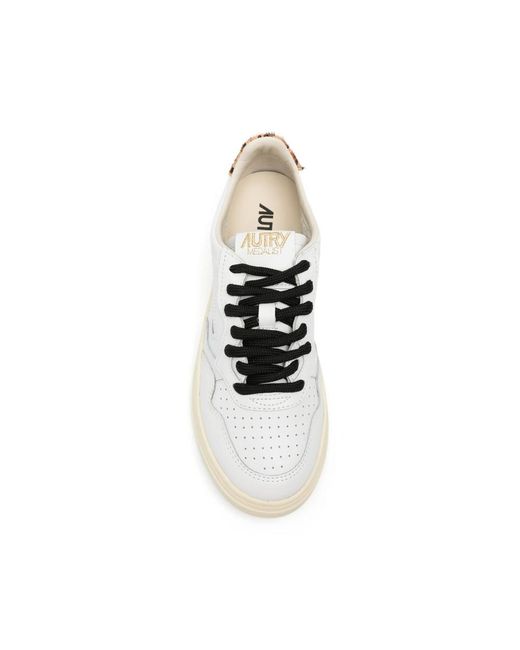 Autry White Medalist Low Sneakers