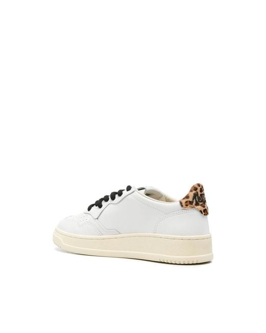 Autry White Medalist Low Sneakers
