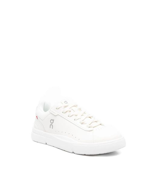On Shoes White The Roger Advantage Lace-Up Sneakers