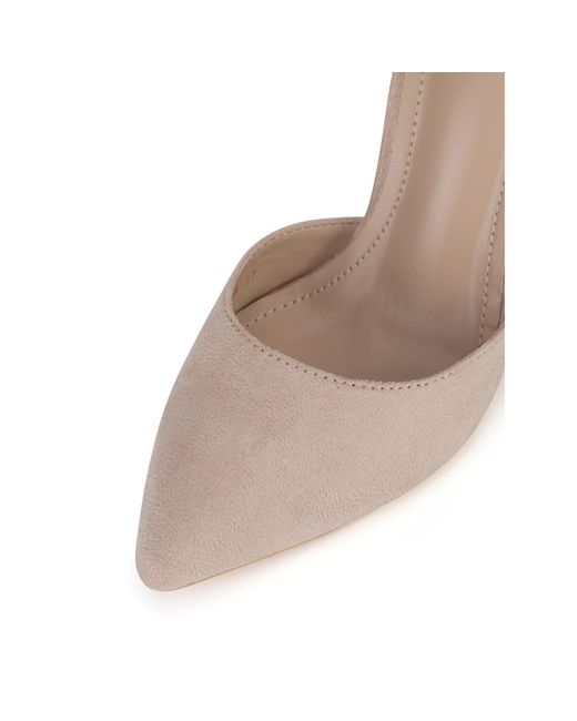 DeeZee Natural Pumps K539