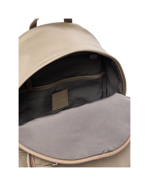 Calvin Klein Rucksack Sleek Round Lv04D3143G in Brown für Herren