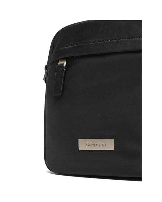 Calvin Klein Umhängetasche Sleek Reporter Lv04D3180G in Black für Herren
