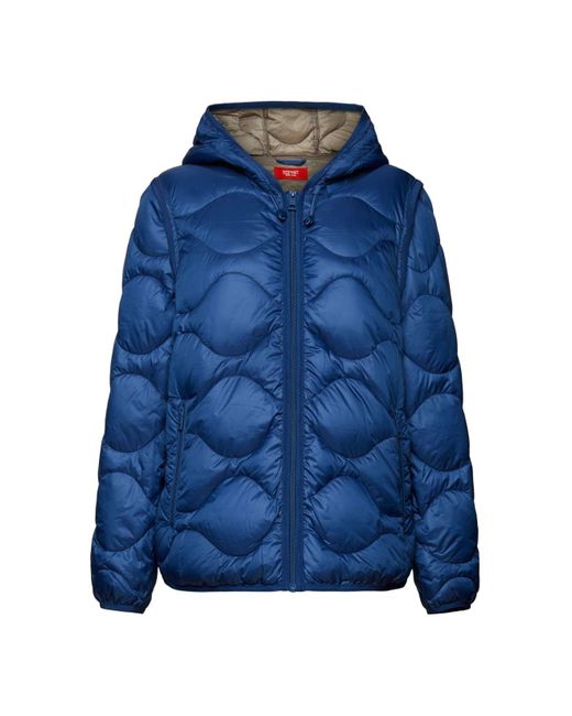 Recyclée : la veste transformable matelassée à capuche Esprit en coloris Blue