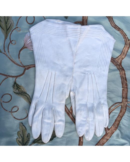 Etsy White Vintage 1930s Gauntlet Gloves