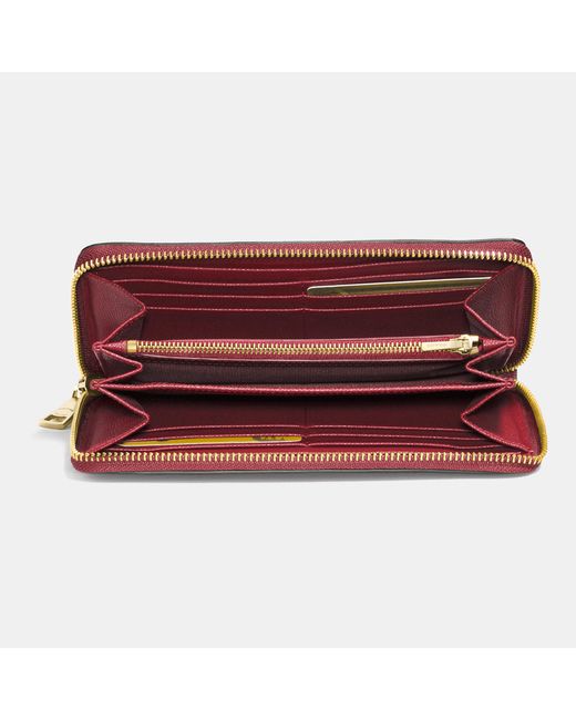 Coach Accordion Zip Wallet In Crossgrain Leather in Red (LIGHT GOLD/BLACK CHERRY) | Lyst