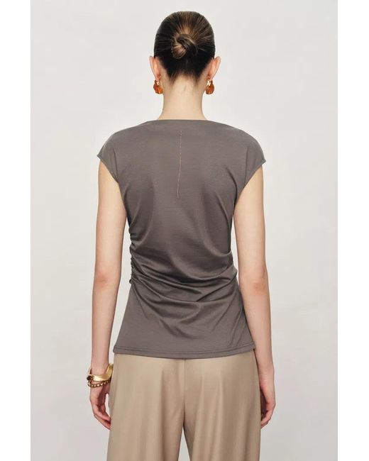 Fabrique Natural Gemma Asymmetrical Structured Top