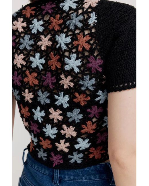 Fabrique Blue Daisy Handcrafted Flora Crochet Top