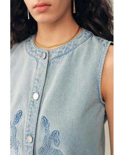Fabrique Blue Perla Embossed Flowers Sleeveless Round Neck Top And Skirt Matching Set