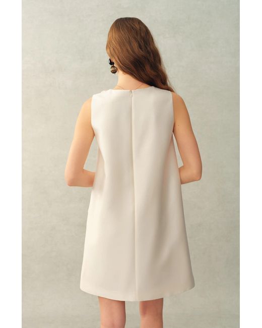Fabrique Natural Yazmin 3D Floral Neckline Dress