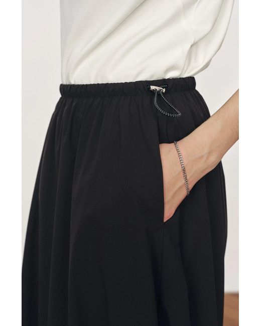 Fabrique Black Cathy Twisted-Seam Bubble Midi Skirt