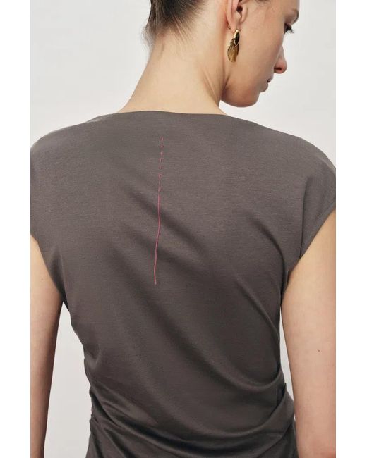 Fabrique Natural Gemma Asymmetrical Structured Top