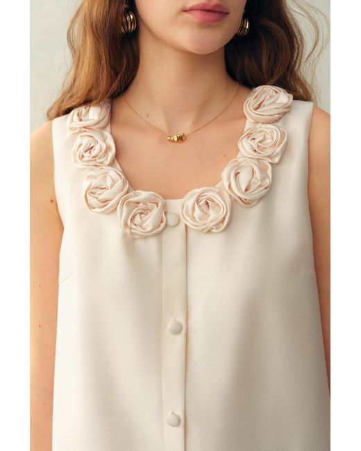 Fabrique Natural Yazmin 3D Floral Neckline Dress