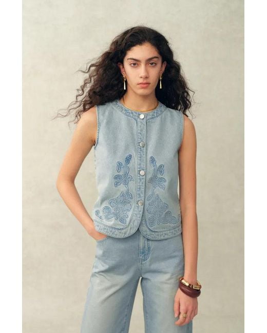Fabrique Blue Perla Embossed Flowers Sleeveless Round Neck Top And Skirt Matching Set