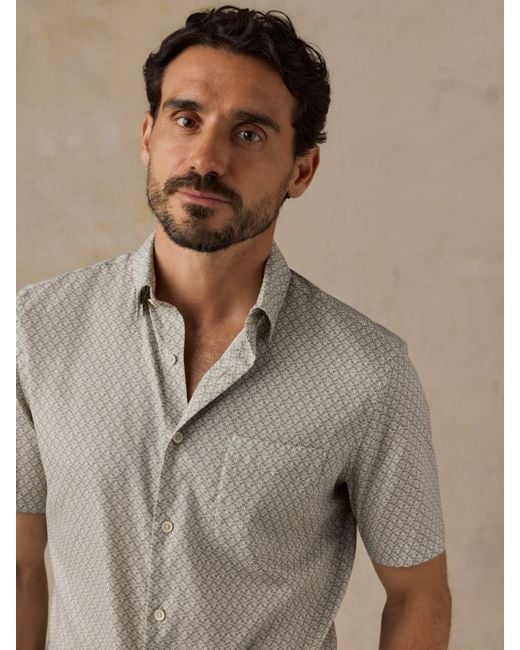 Faherty Brand Natural Short-Sleeve Movement&Trade; Monterey Shirt for men