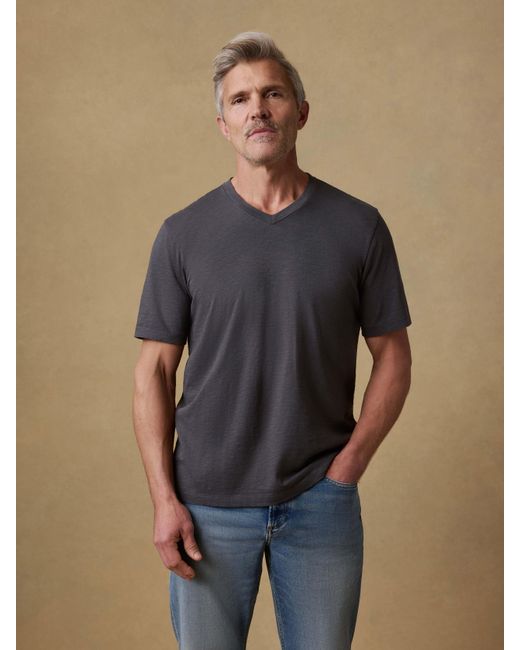 Faherty Brand Gray Short-Sleeve Sunwashed V-Neck T-Shirt for men