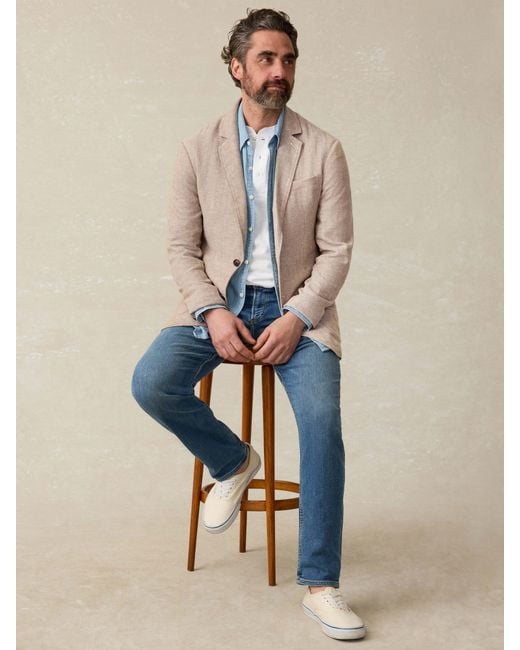 Faherty Brand Natural Movement&Trade; Linen Blazer for men