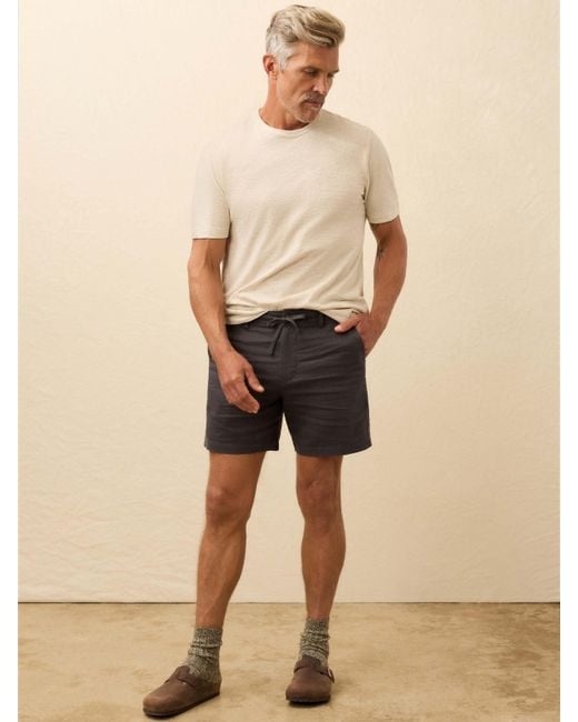 Faherty Brand Natural Movement&Trade; Linen Short for men