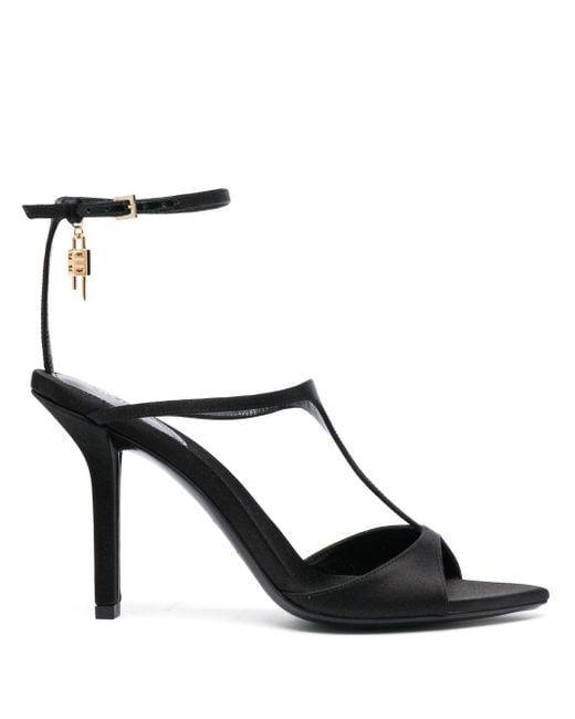 Sandalias con colgante del logo Givenchy de color Black