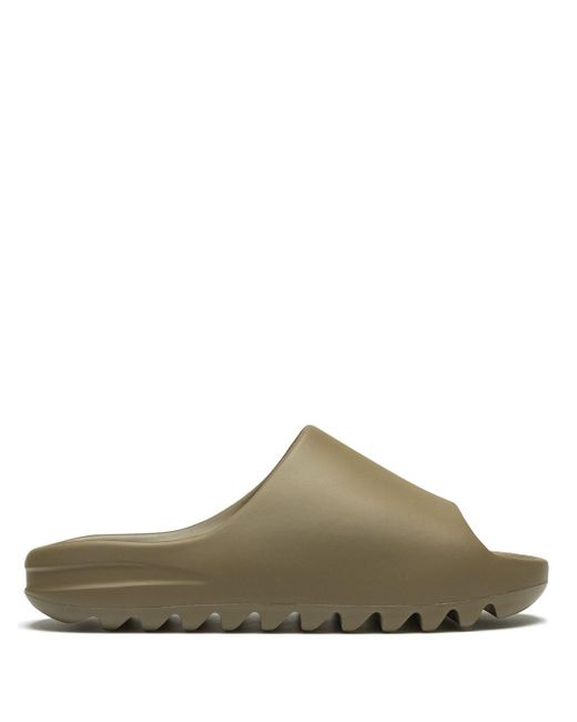 yeezy slides braun