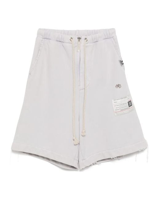 Pantalones cortos con logo bordado Maison Mihara Yasuhiro de hombre de color White