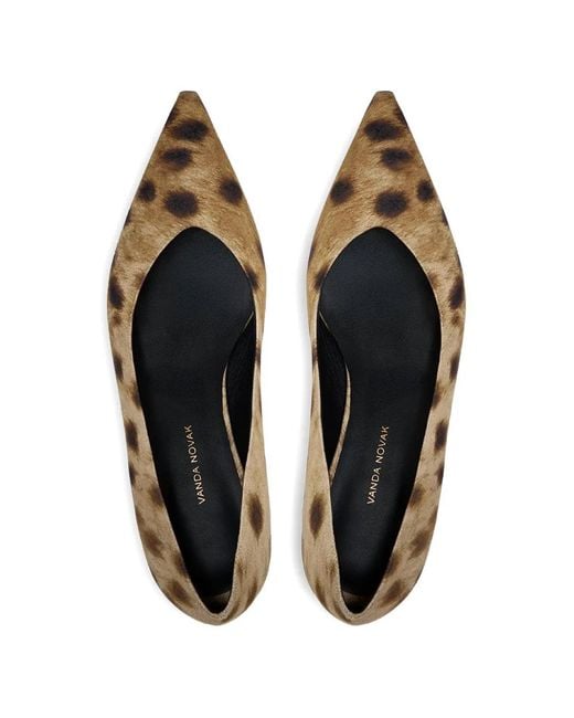 VANDA NOVAK Natural Diana Pumps