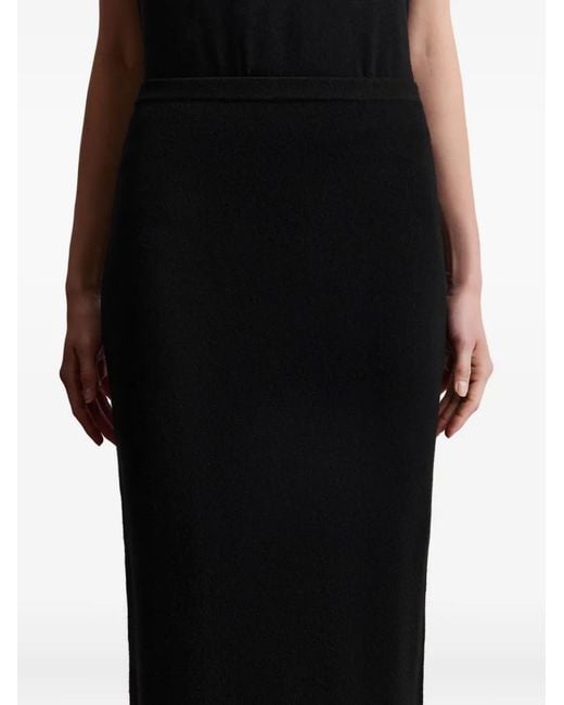 12 STOREEZ Black Knitted Long Skirt