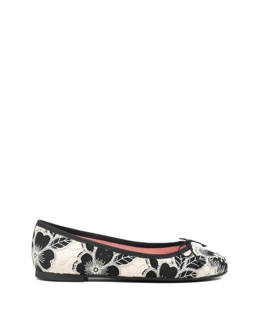 Pretty Ballerinas White Nicole Ballet Flats