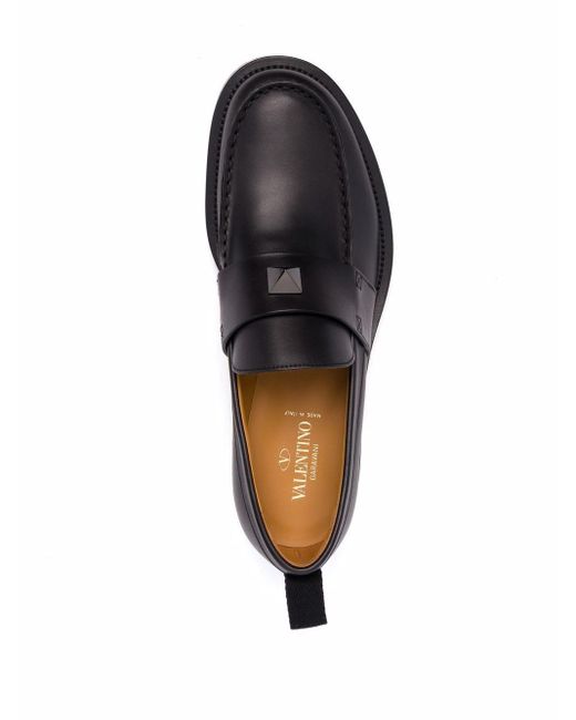 MOCASSINO ARISTOPUNK IN VITELLO CON BORCHIE Uomo | Valentino Online Boutique