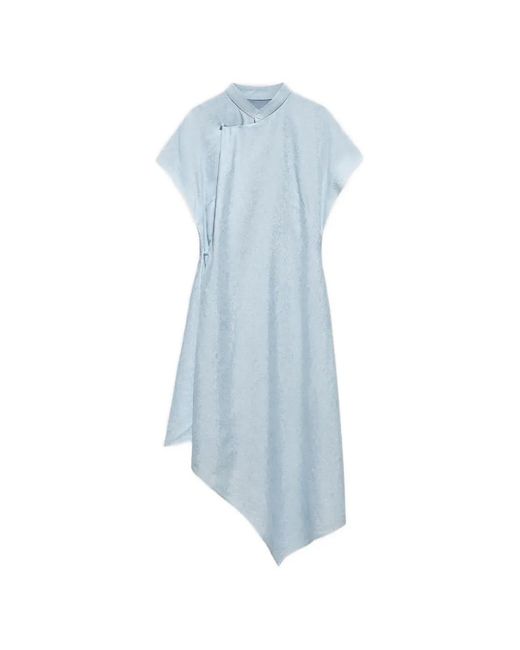 Shanghai Tang Blue Robe Tang Volantée À Ourlet Asymétrique