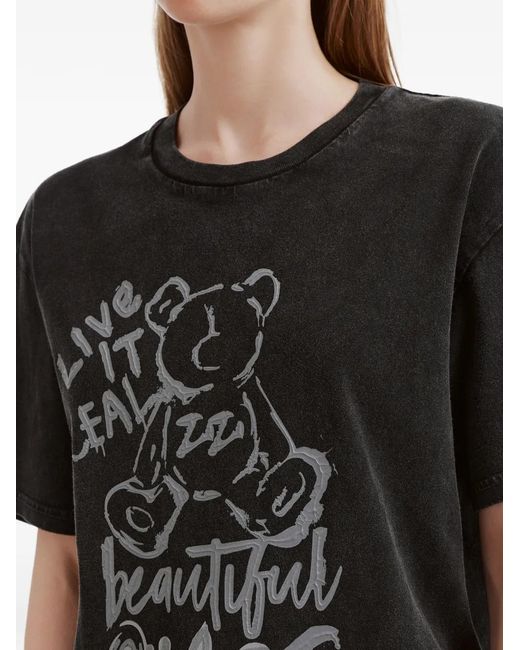 Izzue Black Graphic-Print T-Shirt