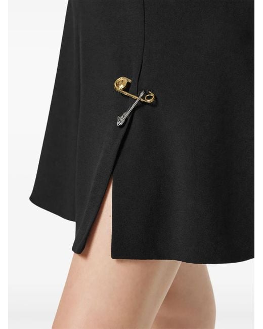 Minivestido Safety Pin De Satén Acampanado Versace de color Black