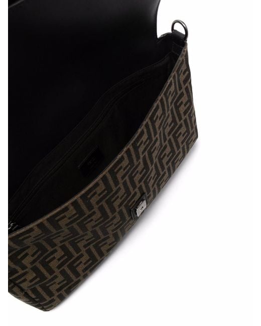 Bolso baguette con logo FF Fendi de color Black