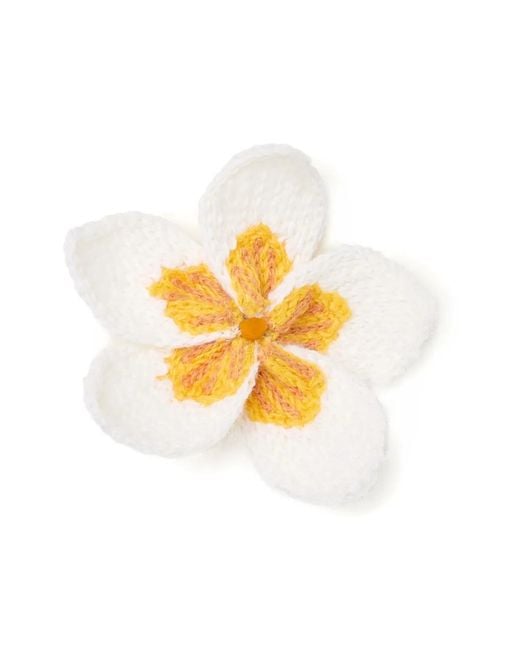 Broche Frangipani Alanui en coloris White