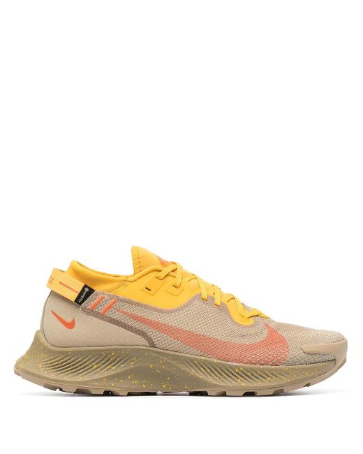 Nike Yellow Pegasus Trail 2 Gore-tex Sneakers for men