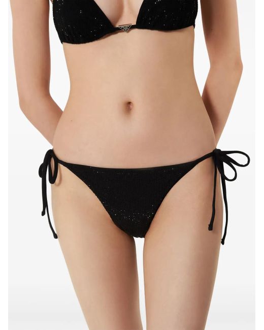 Bragas de bikini con placa del logo Prada de color Black