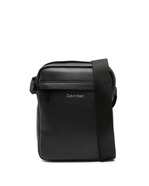 Calvin Klein Must Reporter Messenger Bag in Black for Men Lyst