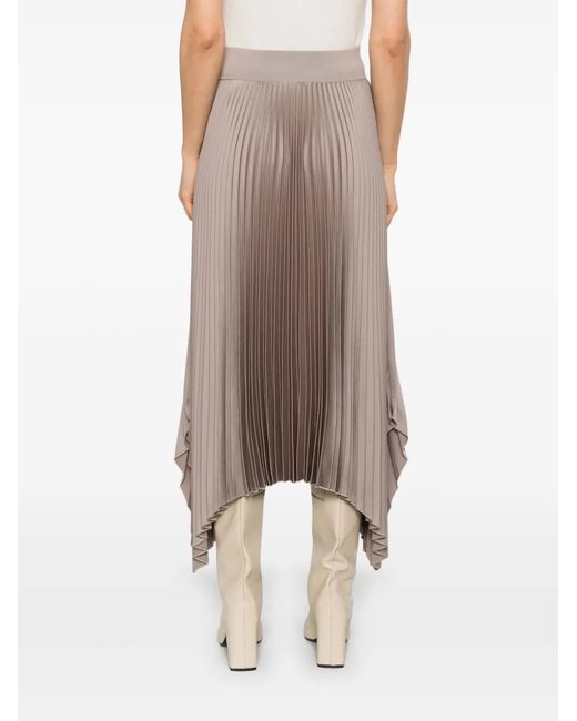 Joseph Ade Maxi-Rok in het Brown