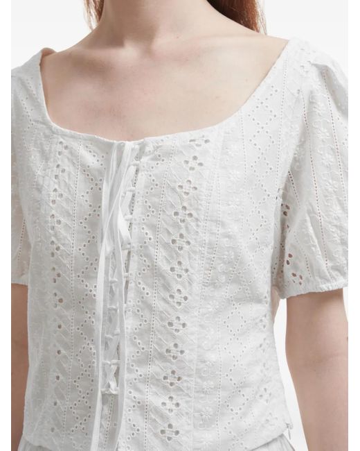 B+ AB Top Met Veters En Ringlets in het White