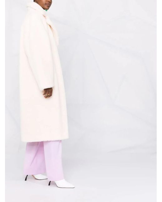 Stand Studio White Cappotto Teddy Maria