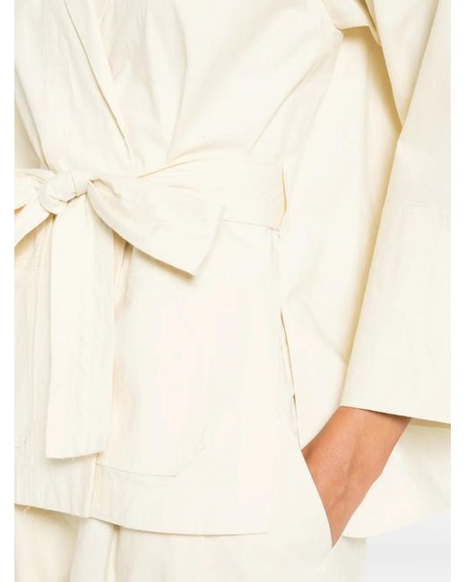 Chaqueta Oversize Con Cinturón Psophia de color White