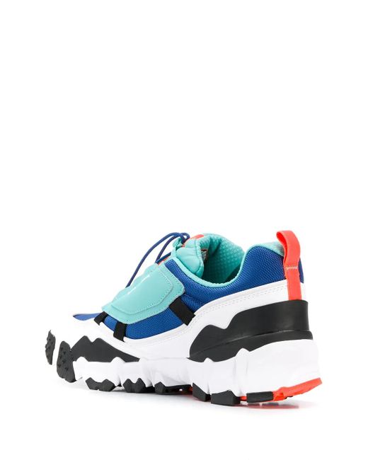 PUMA Blue Trailfox Overland Sneakers for men