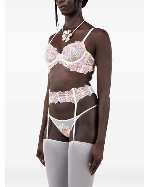 String Laia Zhilyova en coloris White