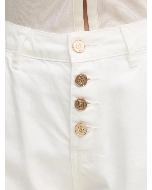 GAUDI White Buttoned Shorts