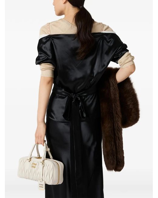 Miu Miu Black Robe Longue À Effet Satiné